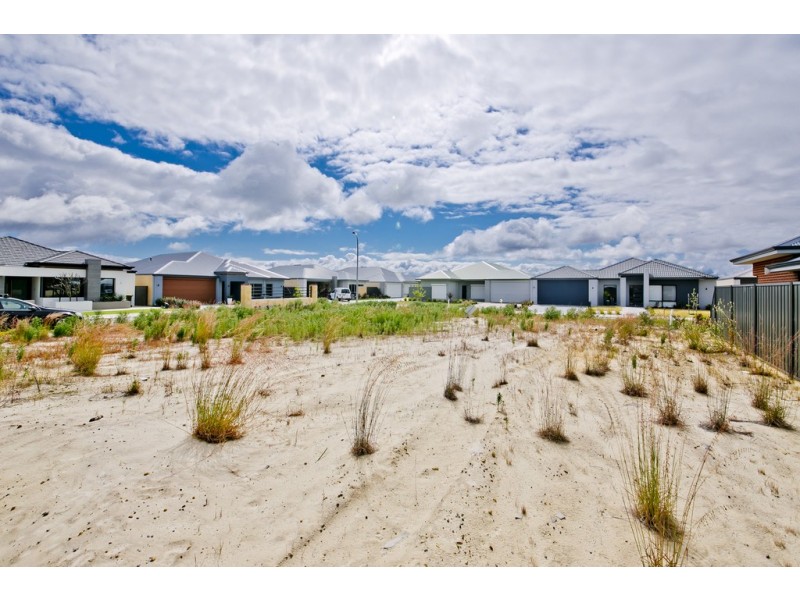 11 Epeissis Way, Caversham WA 6055