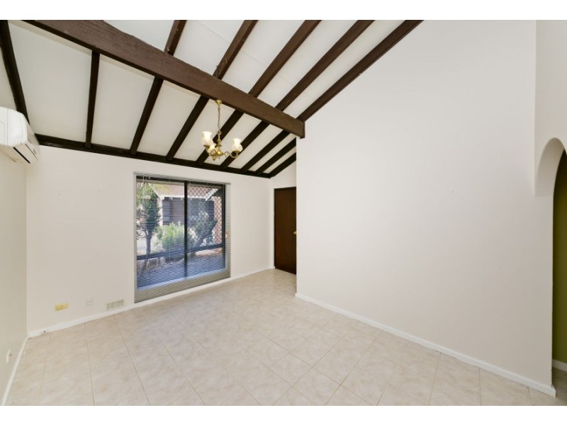 4/10 Chappel Street, Dianella WA 6059