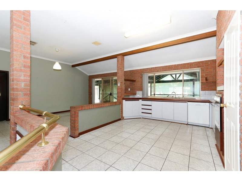 11 Sheoak Close, Beechboro WA 6063