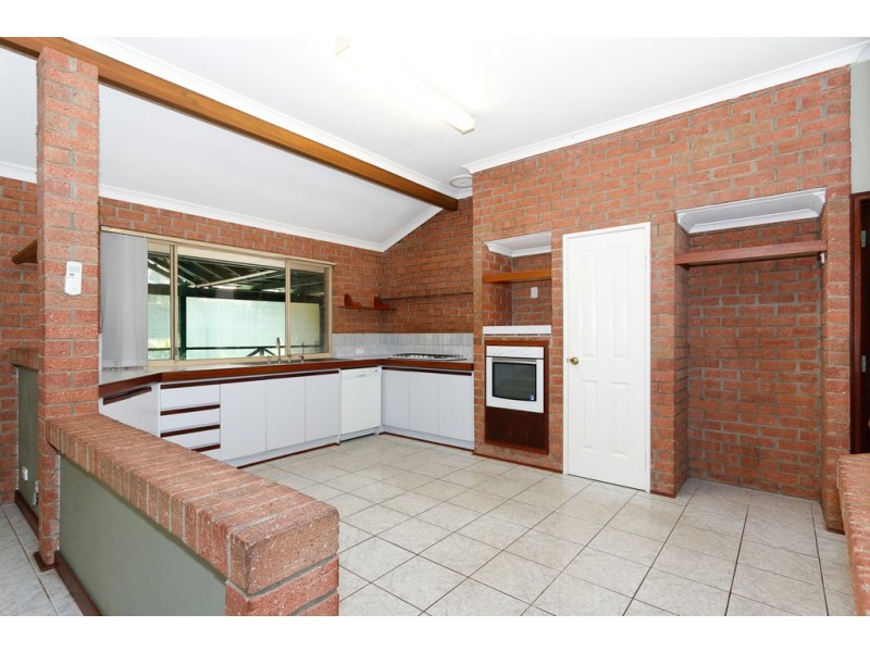 11 Sheoak Close, Beechboro WA 6063