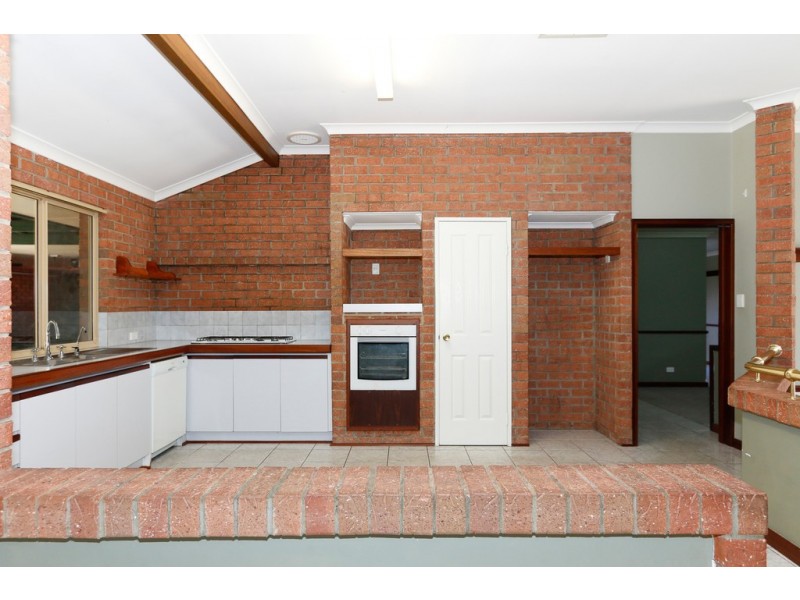 11 Sheoak Close, Beechboro WA 6063