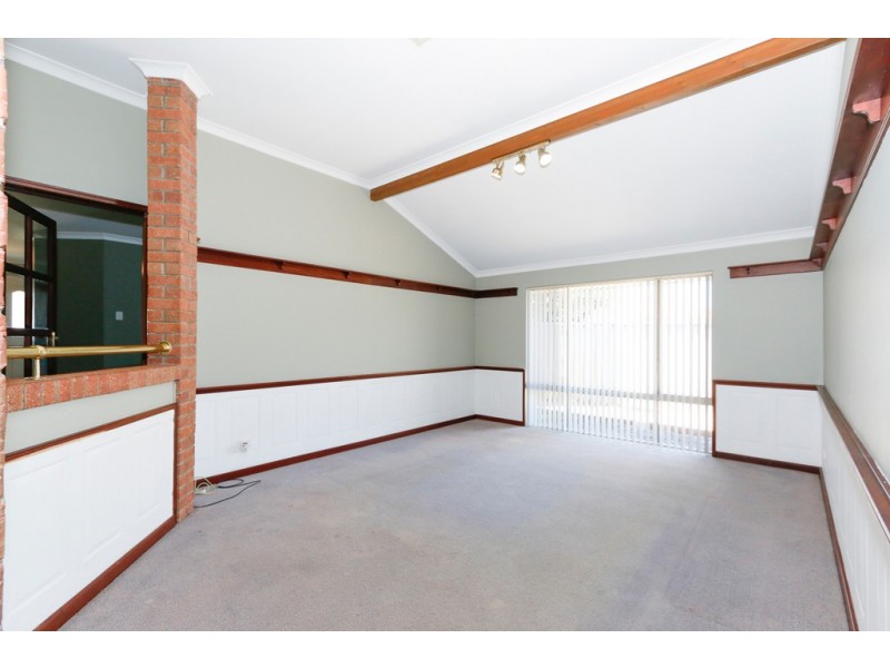 11 Sheoak Close, Beechboro WA 6063