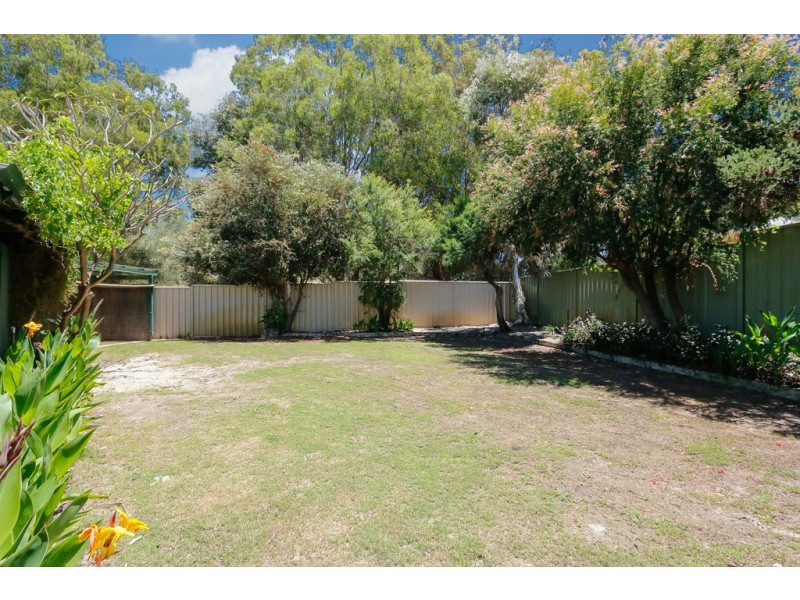 11 Sheoak Close, Beechboro WA 6063