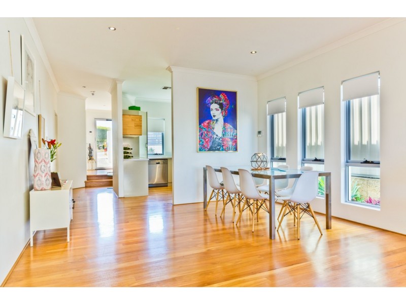 20 Walderton Avenue, Balga WA 6061