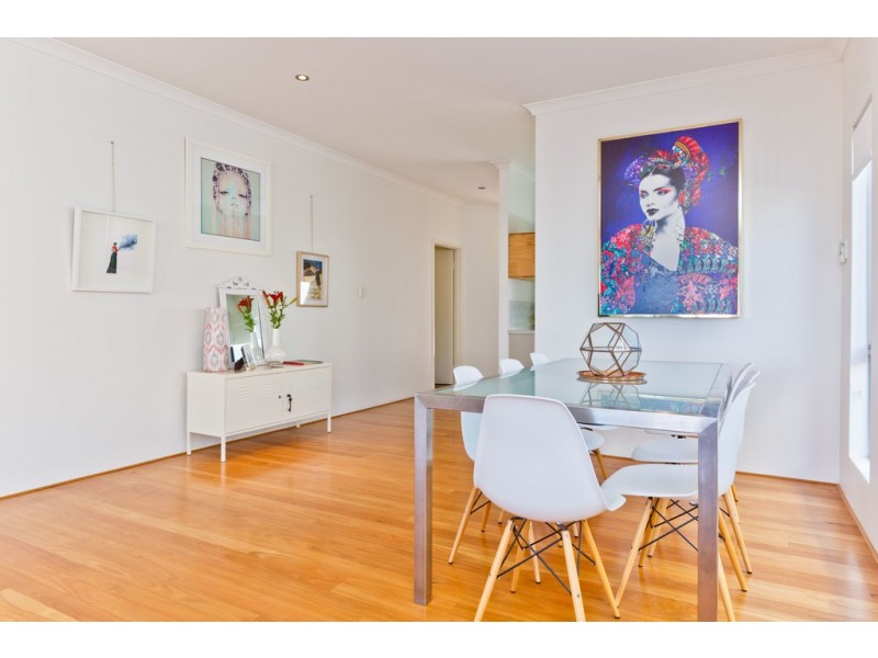 20 Walderton Avenue, Balga WA 6061