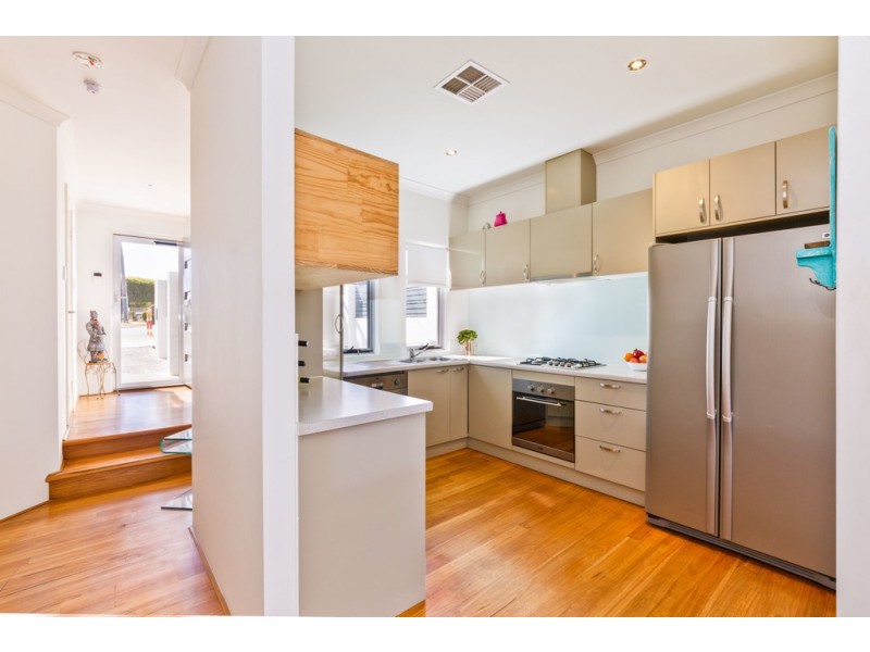 20 Walderton Avenue, Balga WA 6061