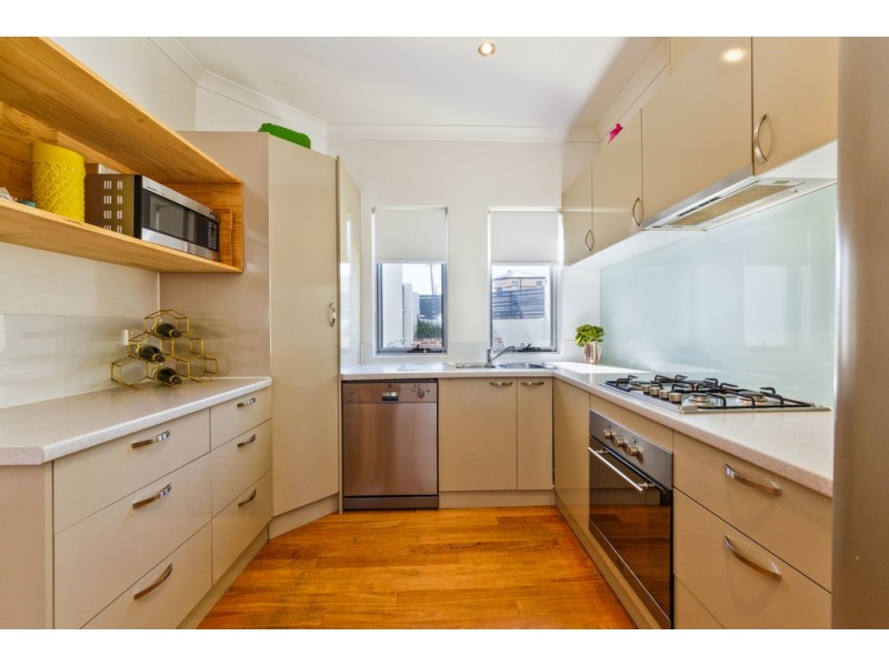 20 Walderton Avenue, Balga WA 6061