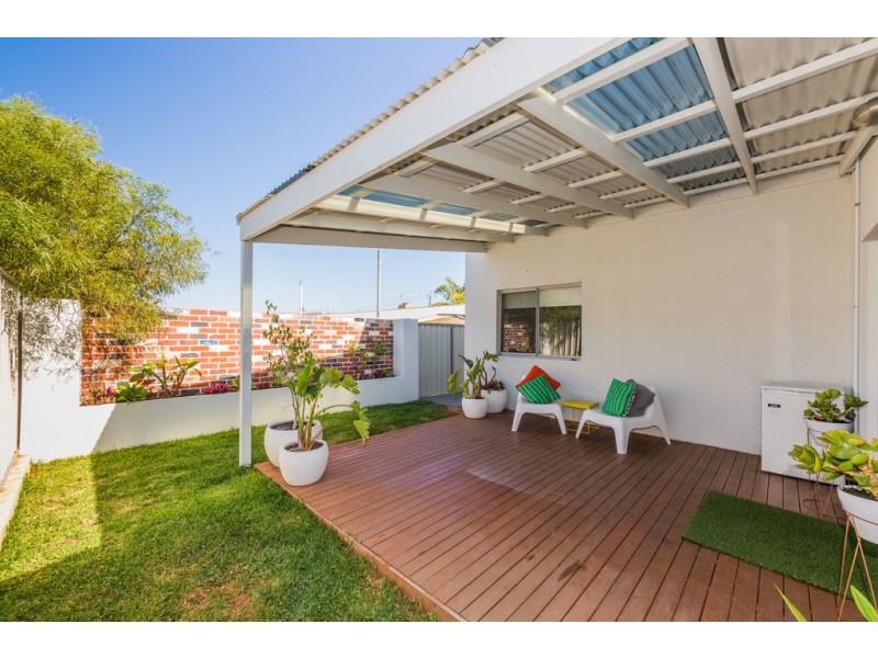 20 Walderton Avenue, Balga WA 6061