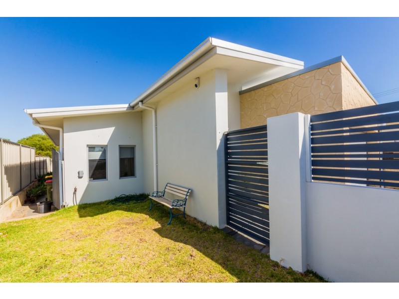 20 Walderton Avenue, Balga WA 6061
