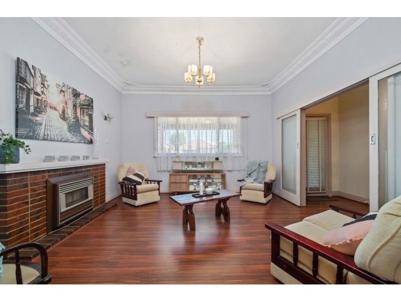 129 Whitfield Street, Bassendean WA 6054