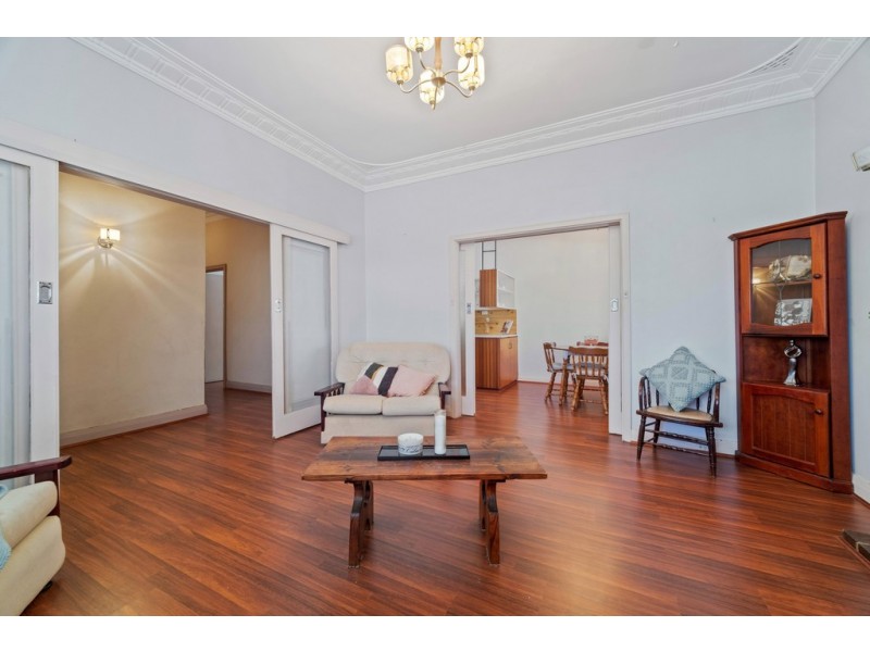 129 Whitfield Street, Bassendean WA 6054