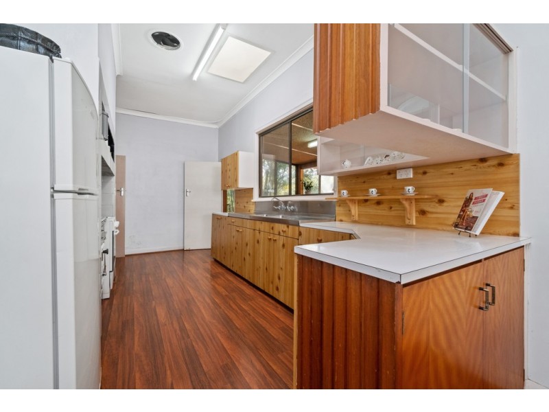 129 Whitfield Street, Bassendean WA 6054