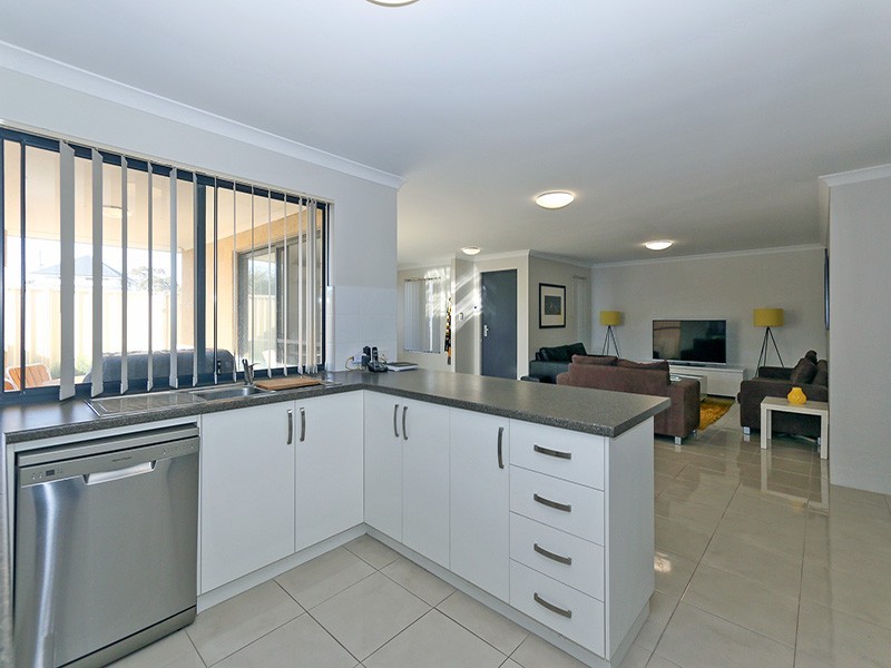 35a Embleton Avenue, Embleton WA 6062
