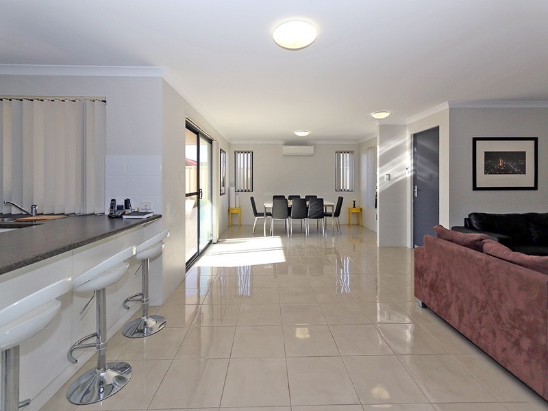 35a Embleton Avenue, Embleton WA 6062