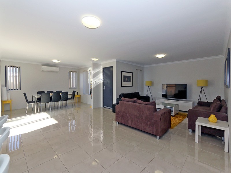 35a Embleton Avenue, Embleton WA 6062