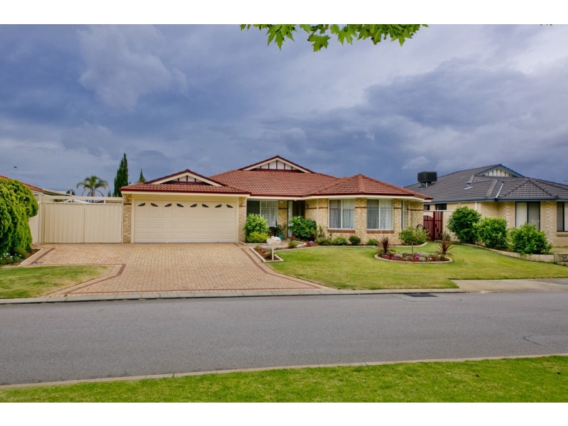 12 Capensia Way, Canning Vale WA 6155