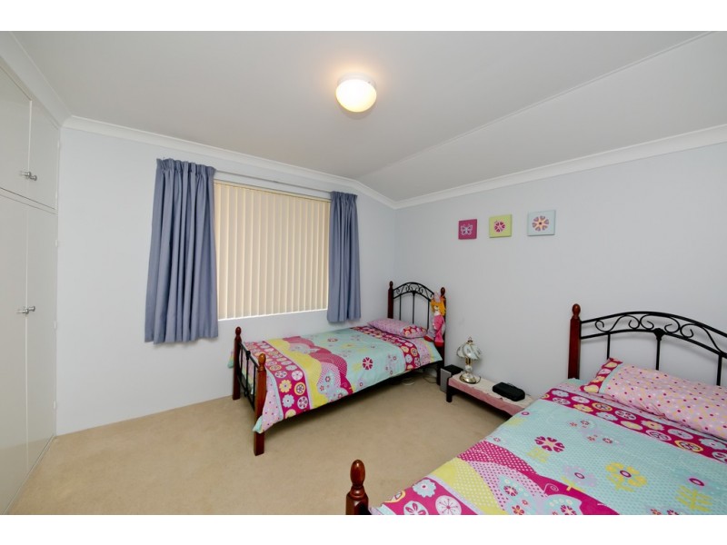 12 Capensia Way, Canning Vale WA 6155