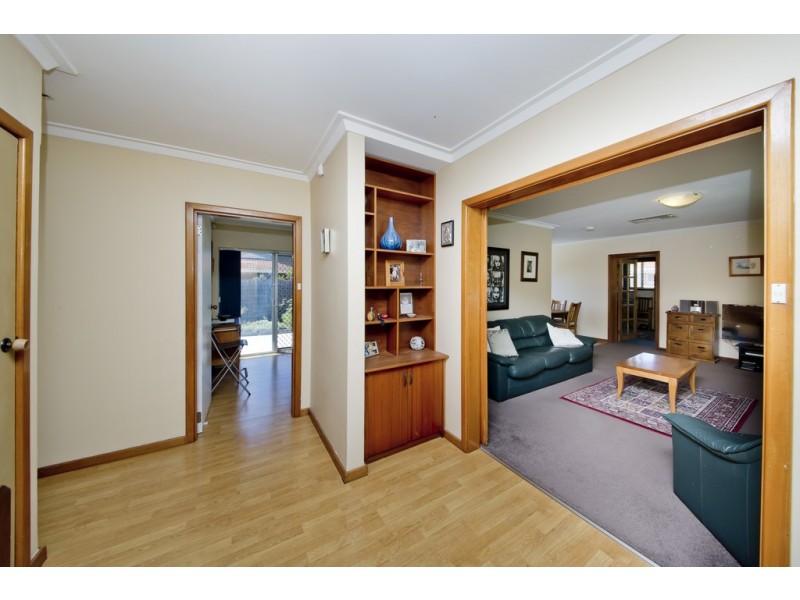 24 Seabrook Street, Dianella WA 6059