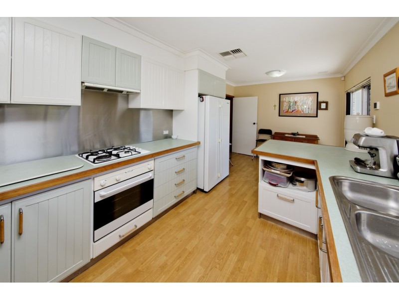 24 Seabrook Street, Dianella WA 6059