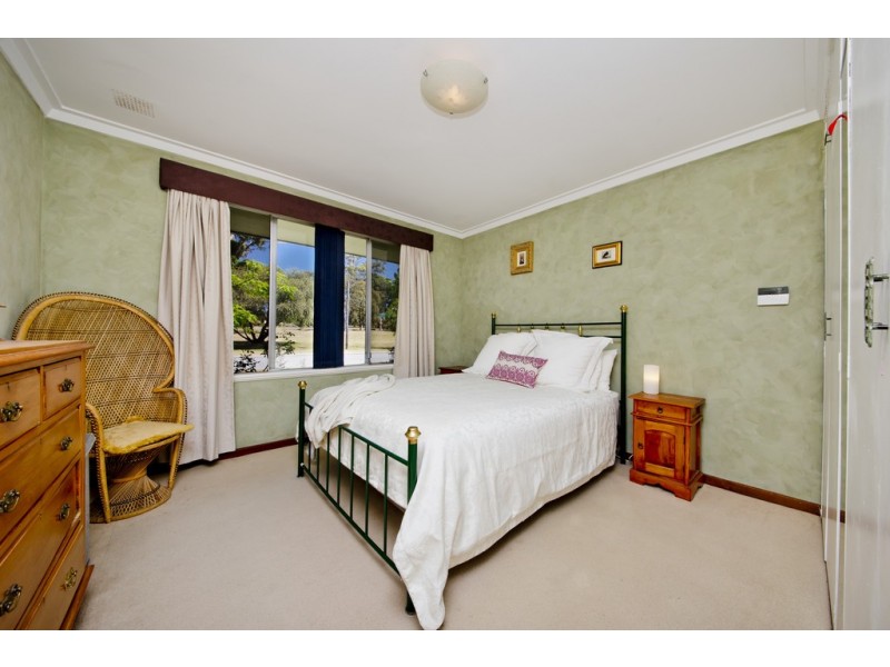 24 Seabrook Street, Dianella WA 6059