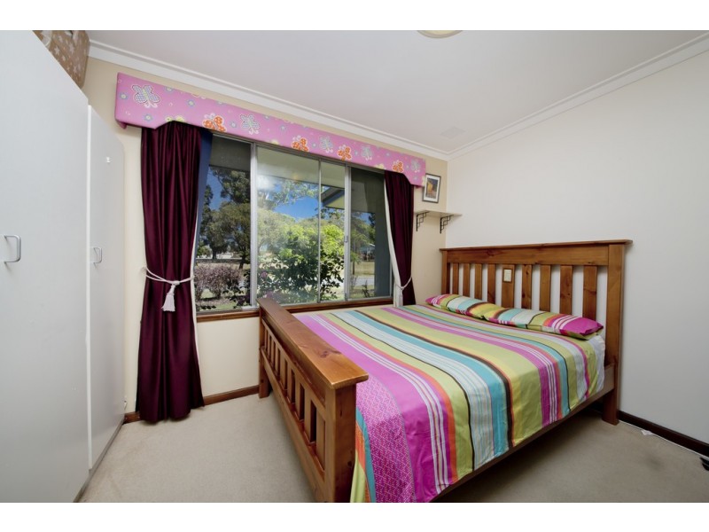 24 Seabrook Street, Dianella WA 6059