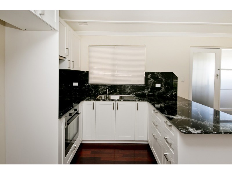 20 Glover Street, Dianella WA 6059