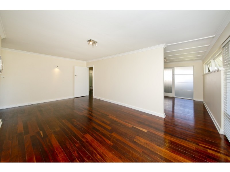 20 Glover Street, Dianella WA 6059