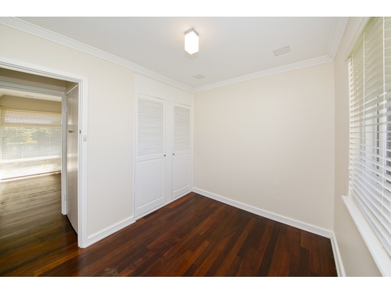 20 Glover Street, Dianella WA 6059