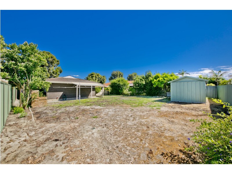 20 Glover Street, Dianella WA 6059