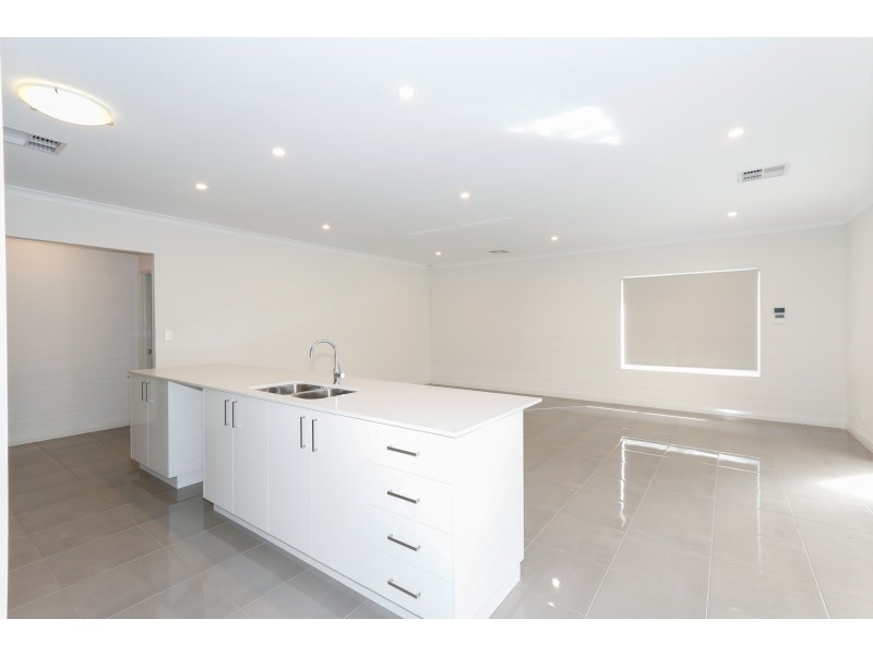 36B Leeds Street, Dianella WA 6059