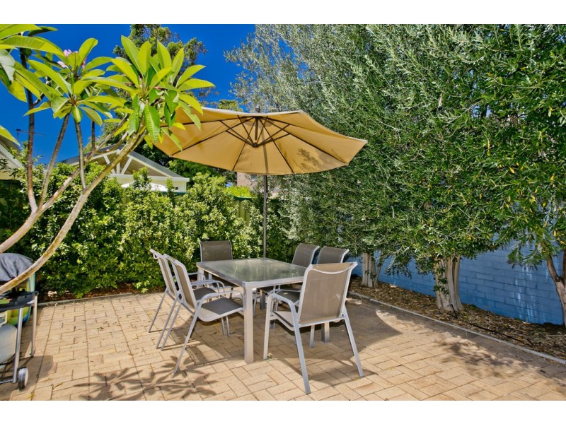 11/206 Royal Street, Yokine WA 6060