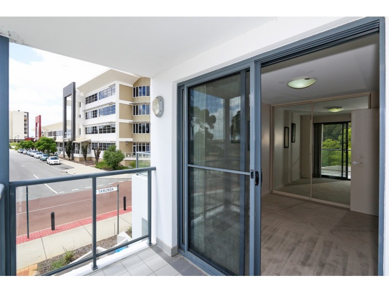 48/11 Tanunda Drive, Rivervale WA 6103