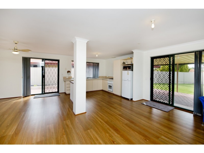 3 Snowdonia Crt, Ballajura WA 6066