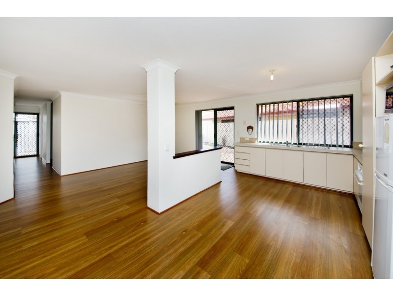 3 Snowdonia Crt, Ballajura WA 6066