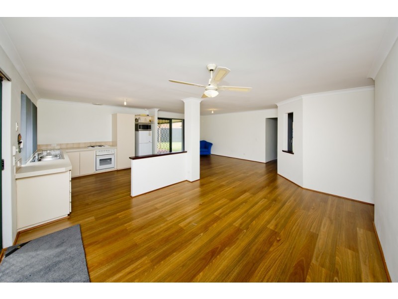3 Snowdonia Crt, Ballajura WA 6066