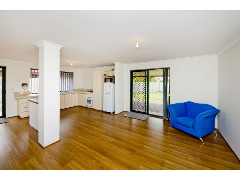 3 Snowdonia Crt, Ballajura WA 6066