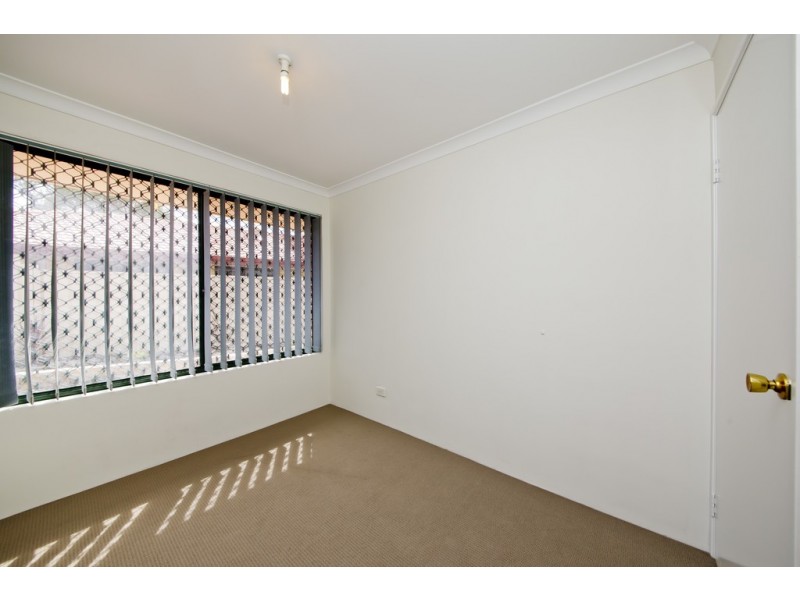 3 Snowdonia Crt, Ballajura WA 6066