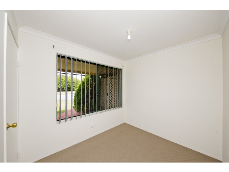 3 Snowdonia Crt, Ballajura WA 6066