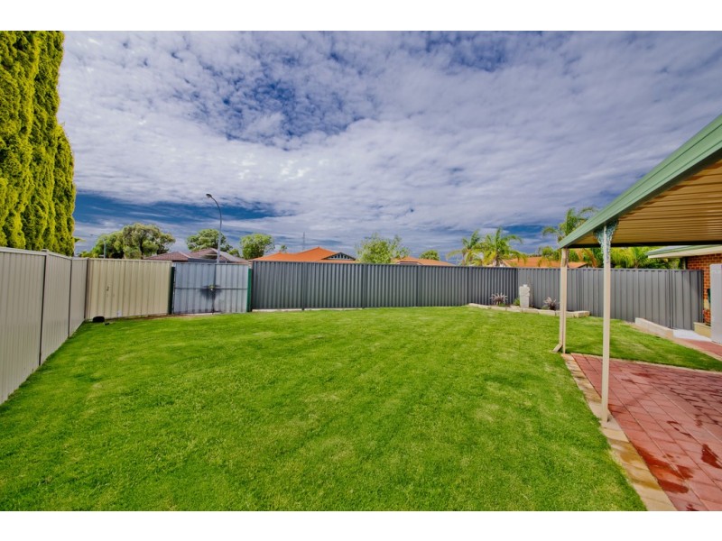 3 Snowdonia Crt, Ballajura WA 6066