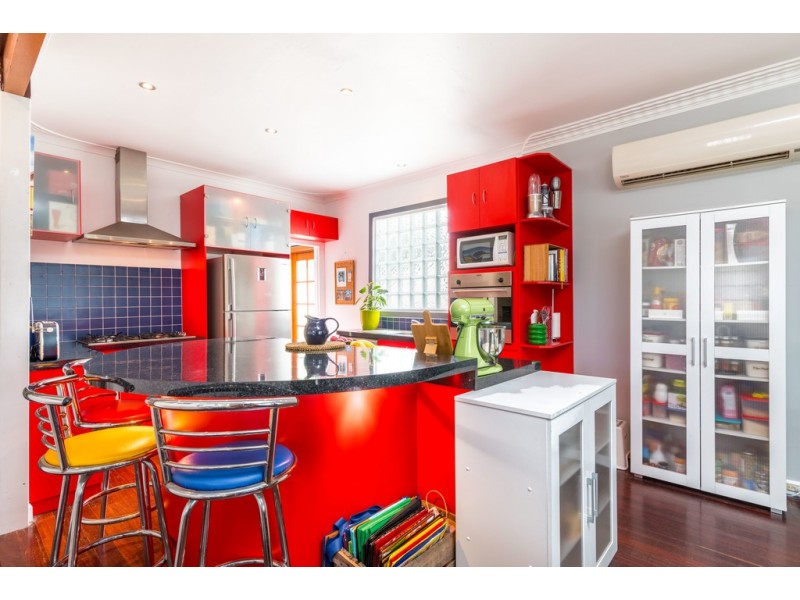 36 Broun Avenue, Embleton WA 6062