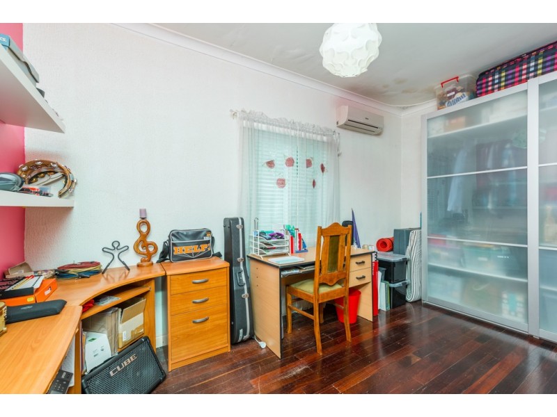 36 Broun Avenue, Embleton WA 6062