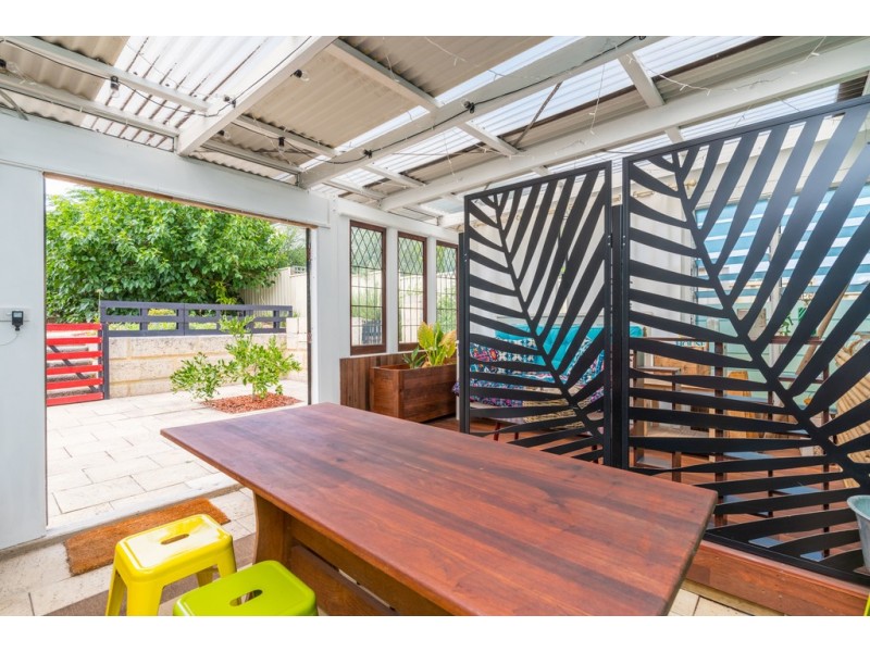 36 Broun Avenue, Embleton WA 6062