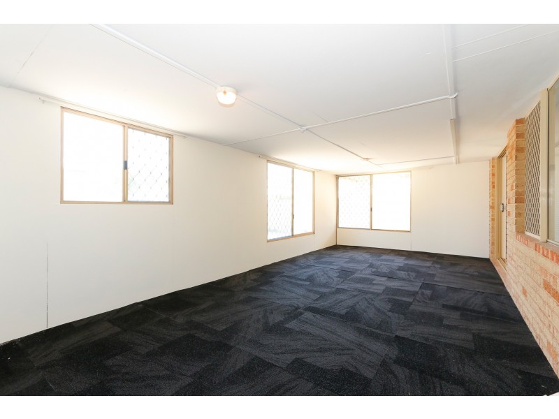16 Wenstead Place, Stratton WA 6056