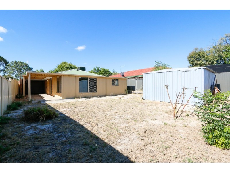 16 Wenstead Place, Stratton WA 6056
