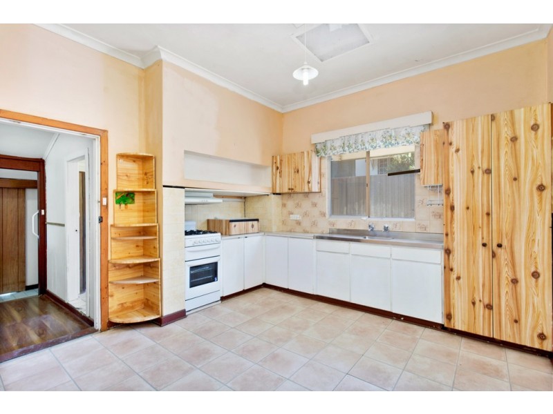 3 Rosebery Street, Bayswater WA 6053