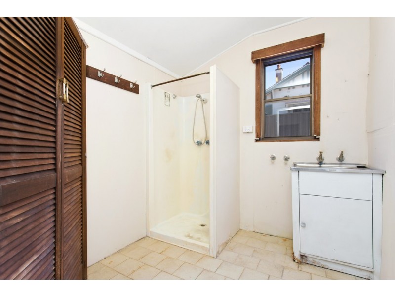 3 Rosebery Street, Bayswater WA 6053