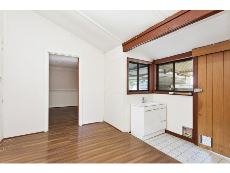3 Rosebery Street, Bayswater WA 6053