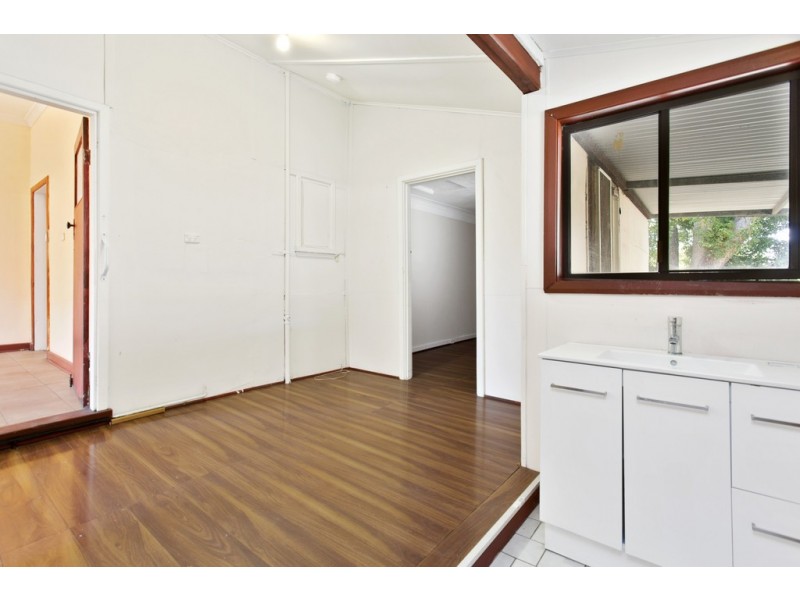 3 Rosebery Street, Bayswater WA 6053