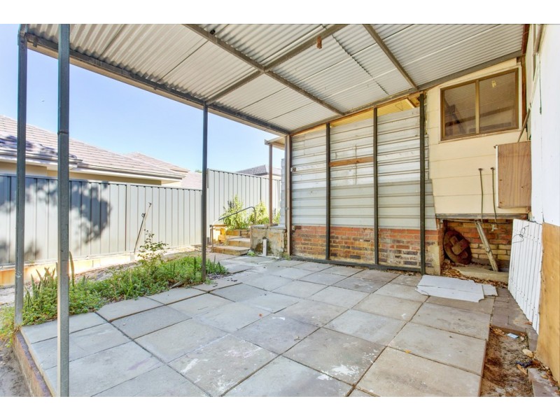3 Rosebery Street, Bayswater WA 6053