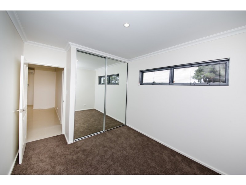 1/125 Harrison Street, Nollamara WA 6061
